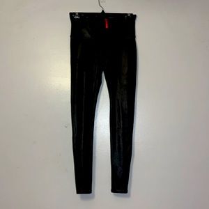 Spanx Women’s Faux Leather Leggings Large